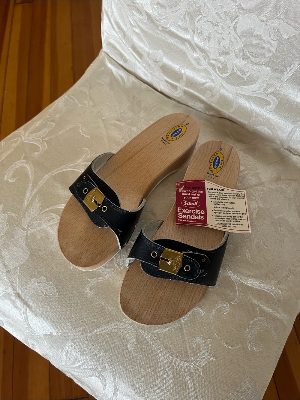 Vintage doctor scholl's exercise sandals 7m Italy Navy Y2k